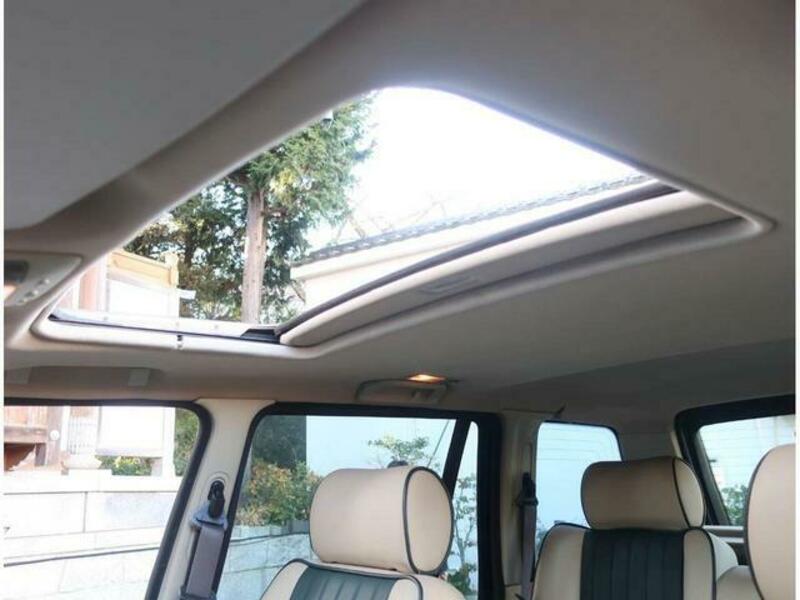 RANGE ROVER