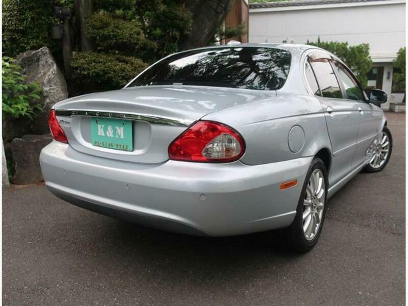 X TYPE