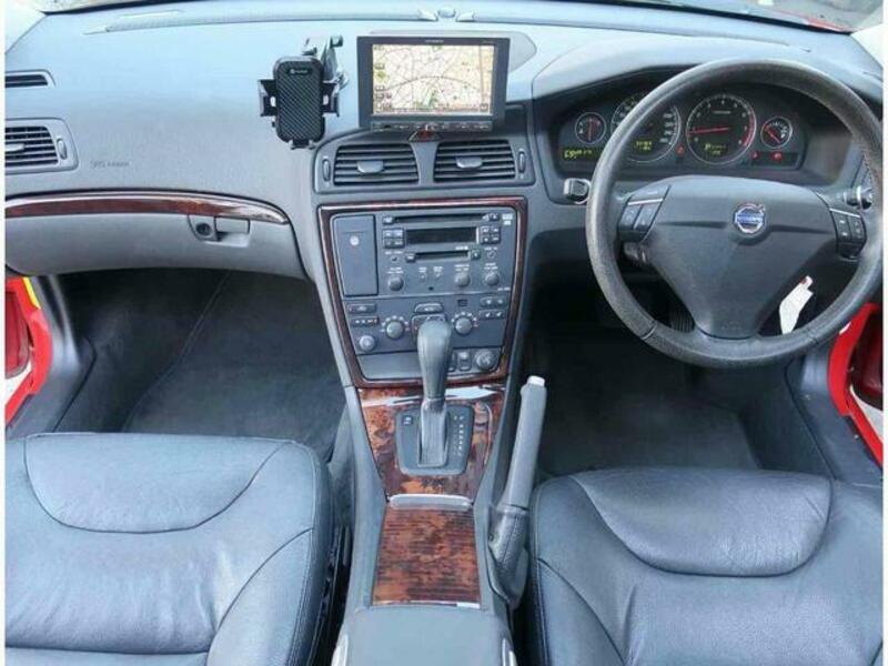 V70