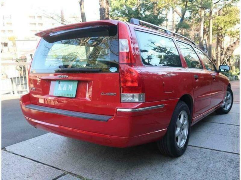 V70