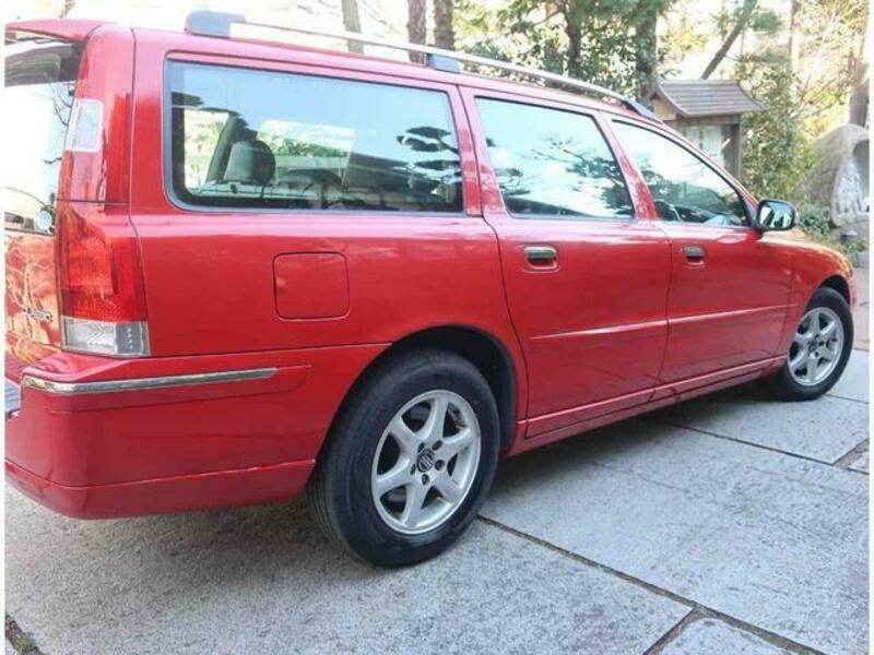 V70
