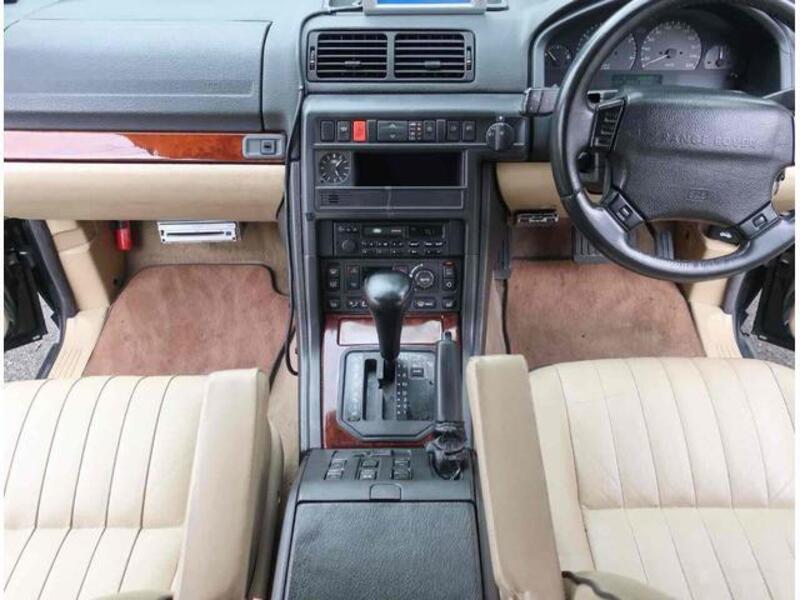 RANGE ROVER
