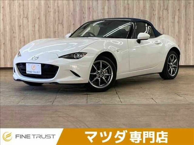 ROADSTER-0