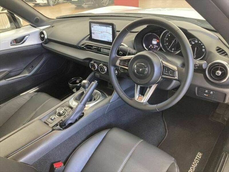 ROADSTER