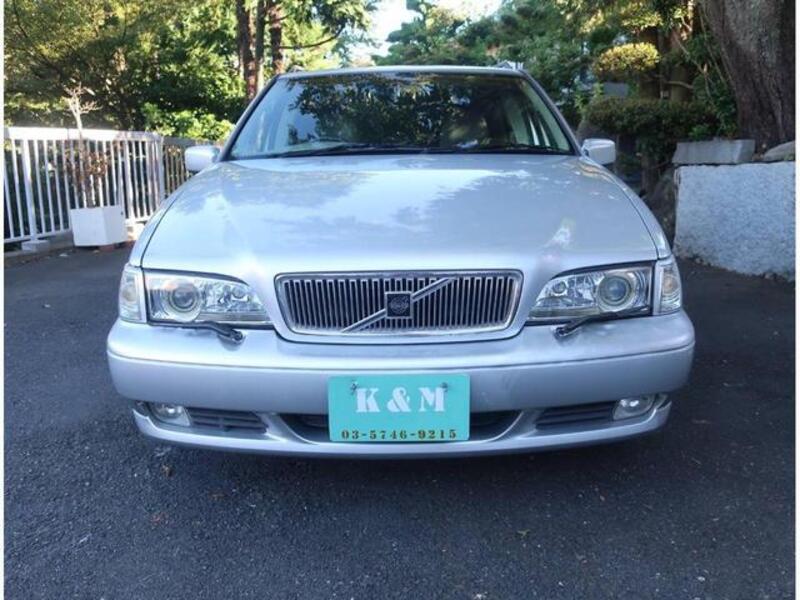 V70