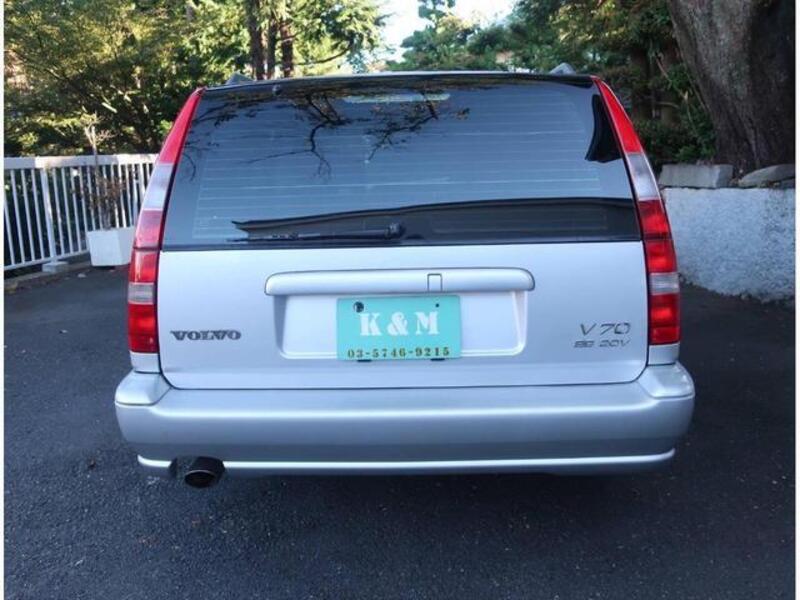 V70