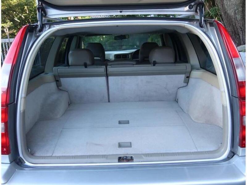 V70