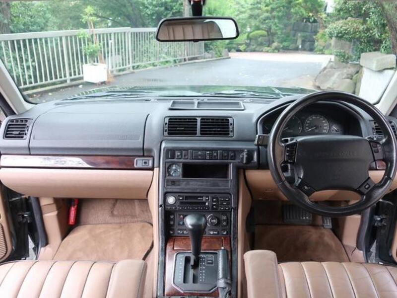RANGE ROVER