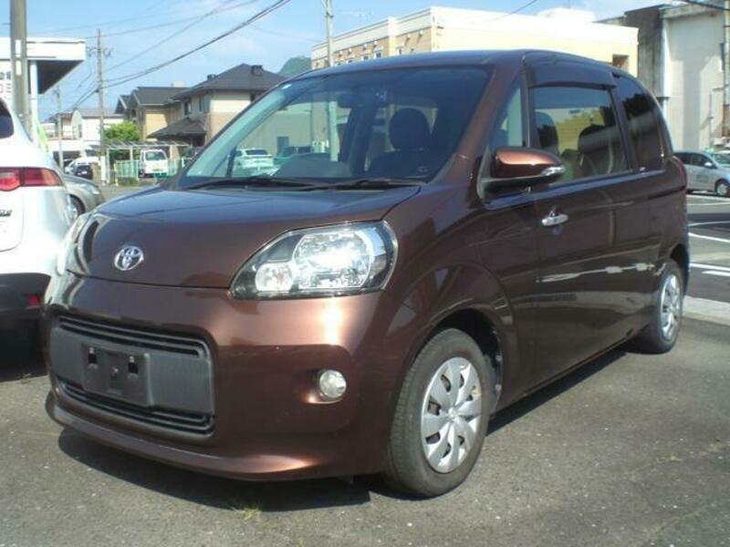 TOYOTA PORTE