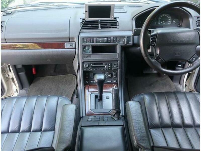 RANGE ROVER