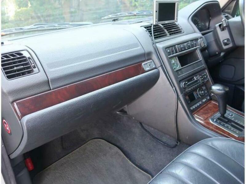 RANGE ROVER