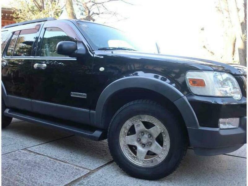 EXPLORER
