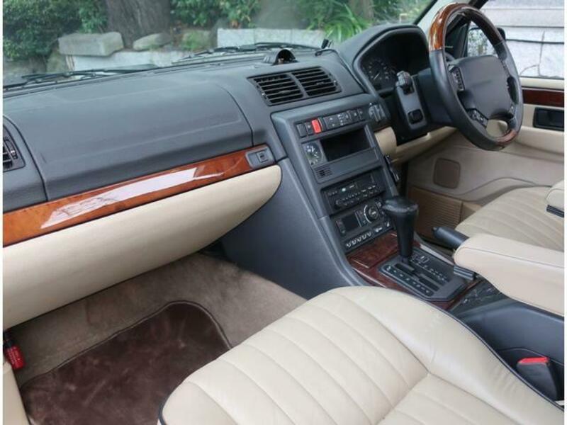 RANGE ROVER