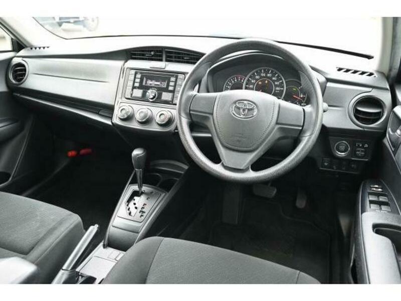 COROLLA AXIO