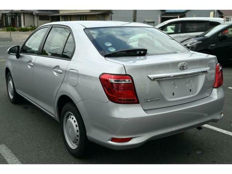 COROLLA AXIO