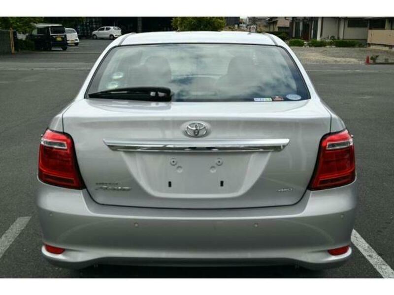 COROLLA AXIO