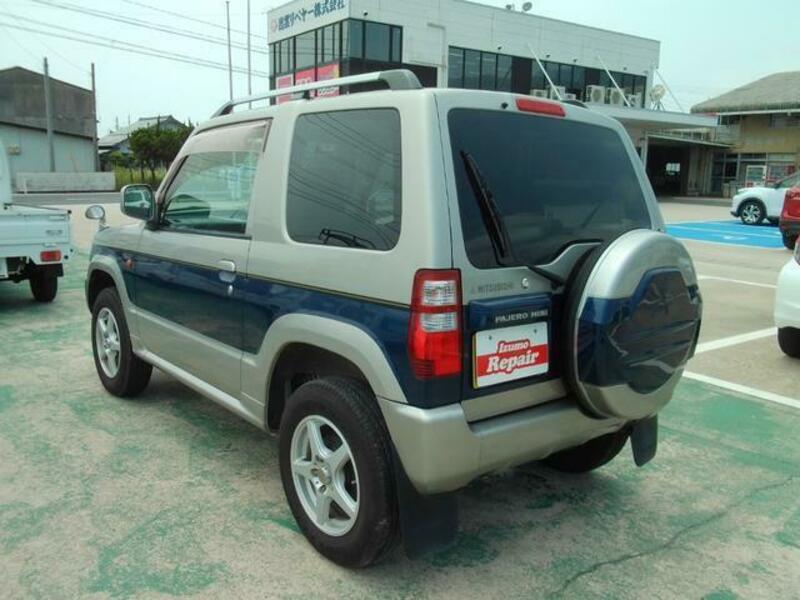 PAJERO MINI