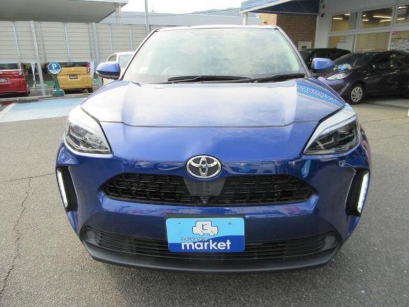 YARIS CROSS