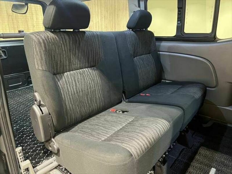 NV350 CARAVAN