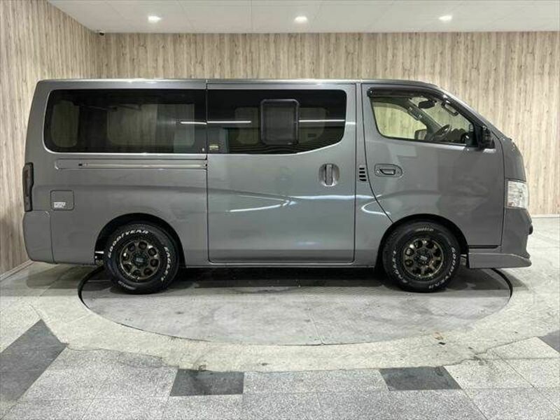 NV350 CARAVAN