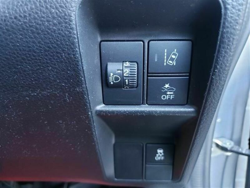 N-VAN