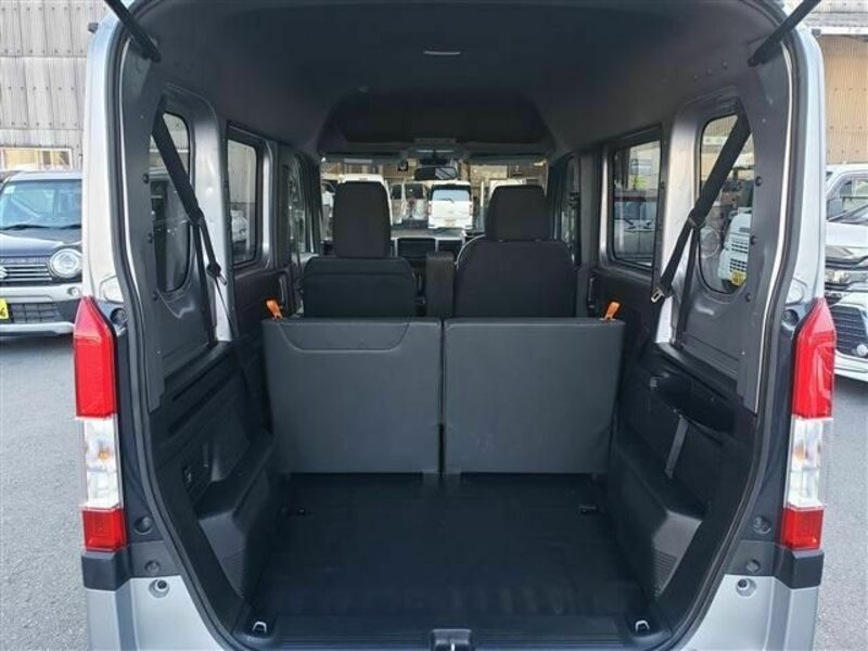 N-VAN