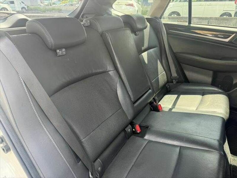 LEGACY OUTBACK