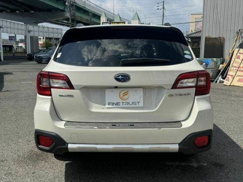 LEGACY OUTBACK