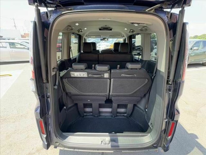 STEPWAGON SPADA