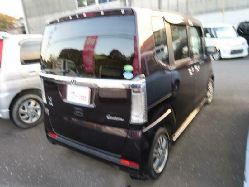 N BOX CUSTOM