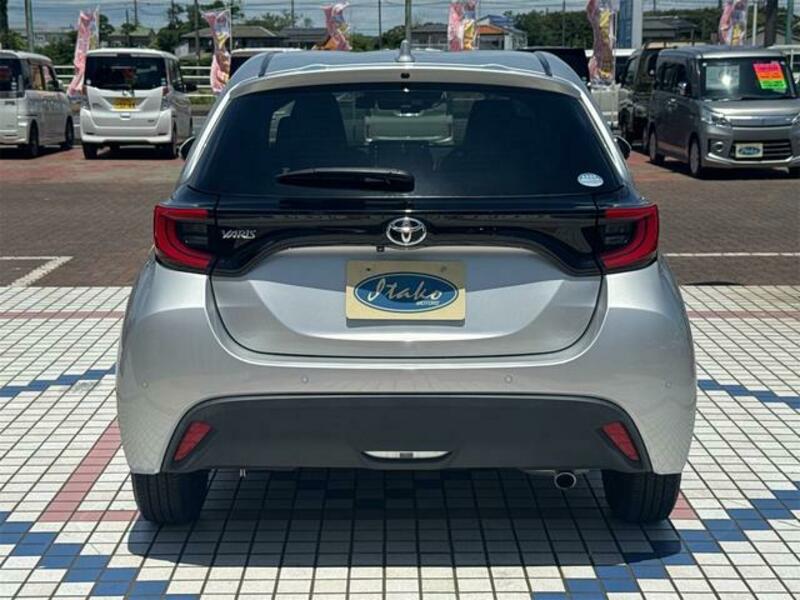 YARIS