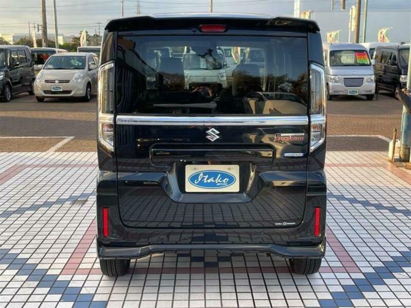 SPACIA CUSTOM
