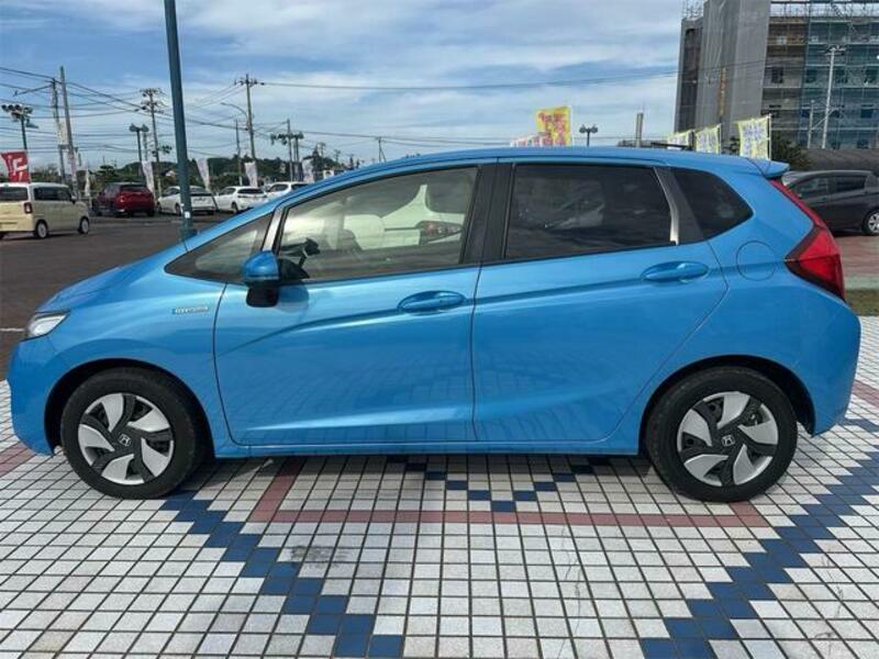 FIT HYBRID