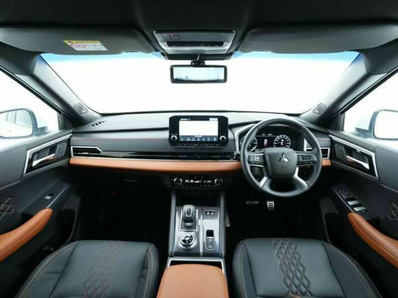 OUTLANDER PHEV