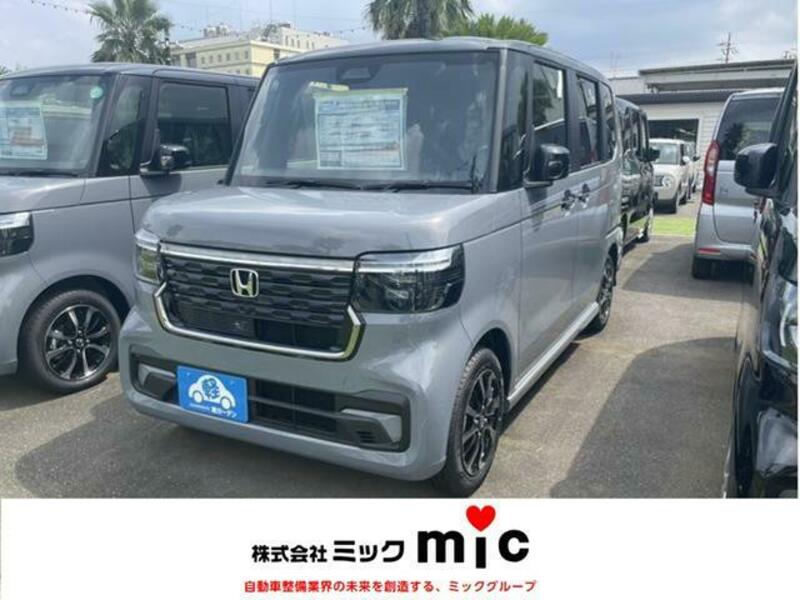 HONDA N BOX CUSTOM