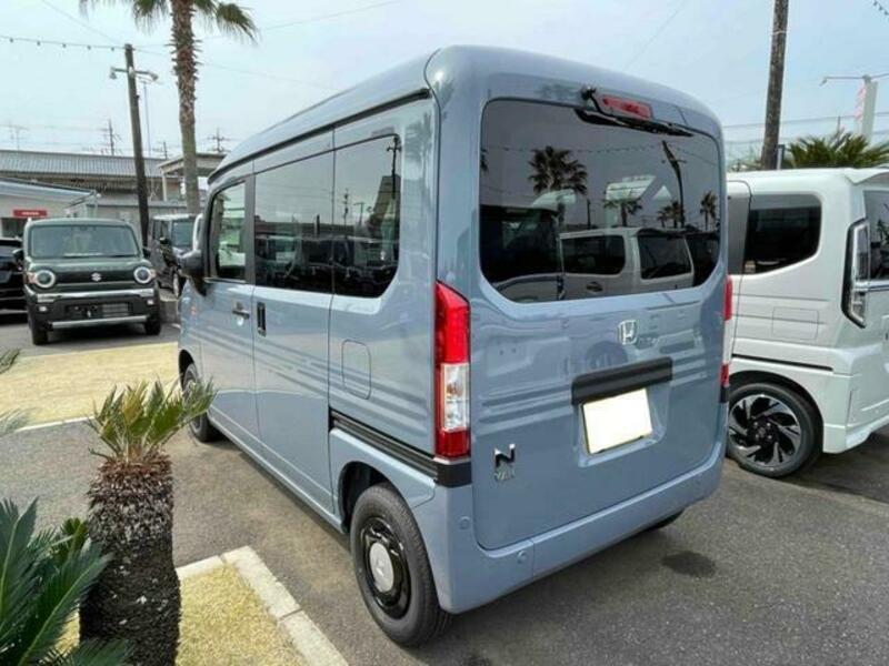 N-VAN
