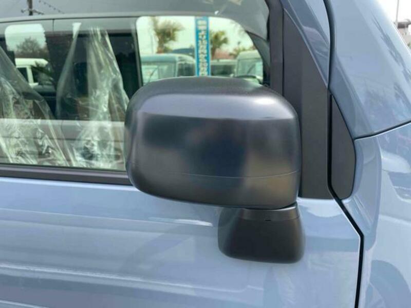 N-VAN
