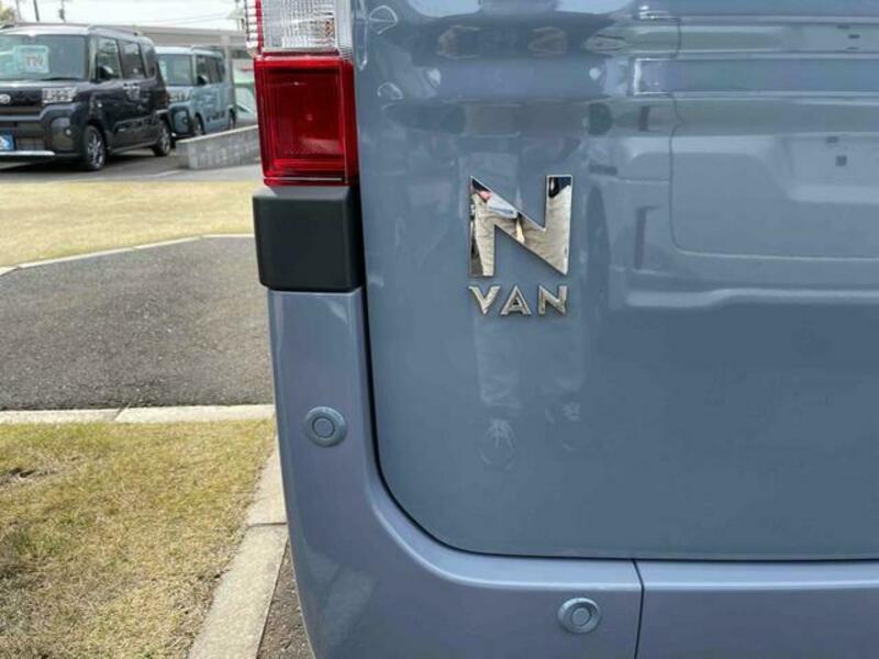 N-VAN