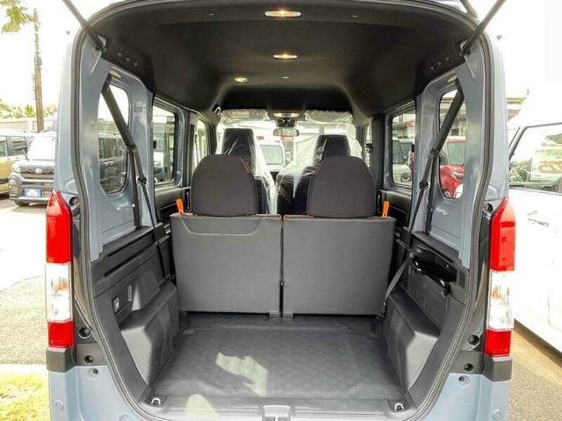 N-VAN