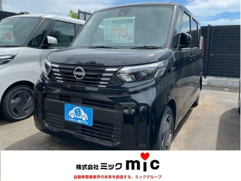 NISSAN ROOX