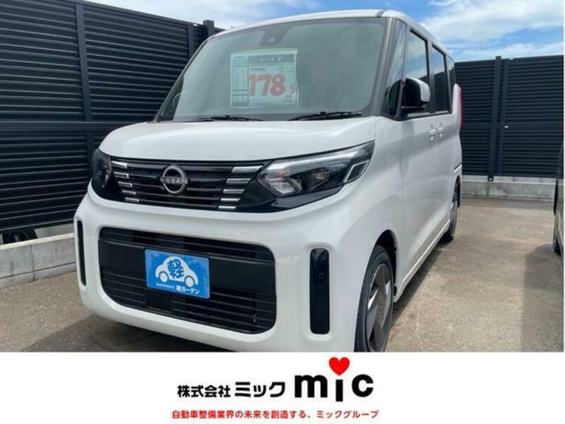 NISSAN ROOX