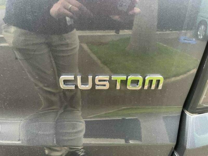 N BOX CUSTOM