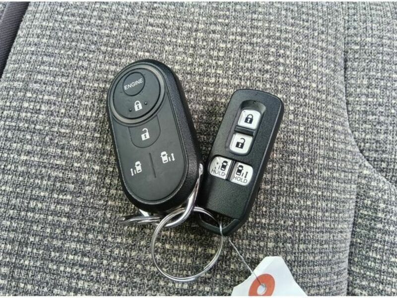 N BOX