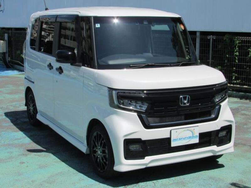 N BOX CUSTOM
