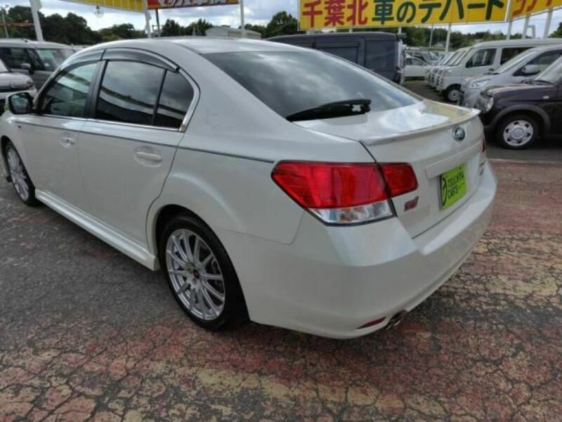 LEGACY B4