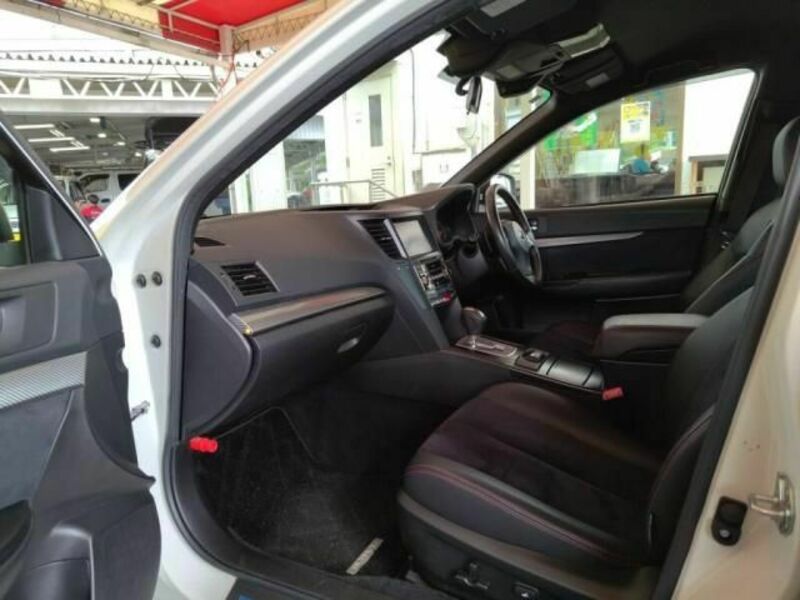 LEGACY B4