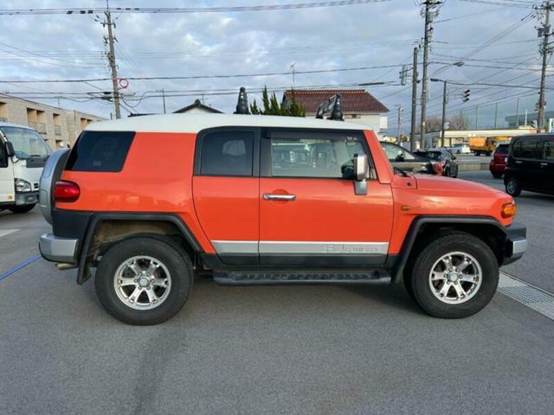 FJ CRUISER