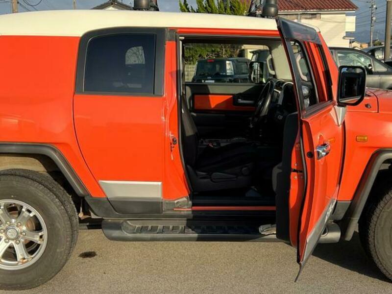 FJ CRUISER