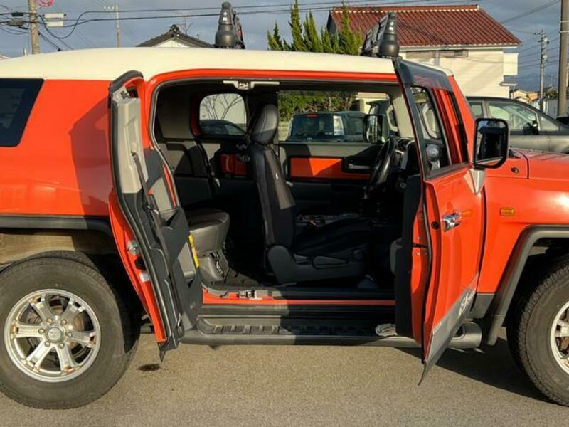 FJ CRUISER