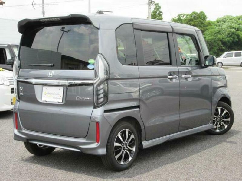 N BOX CUSTOM